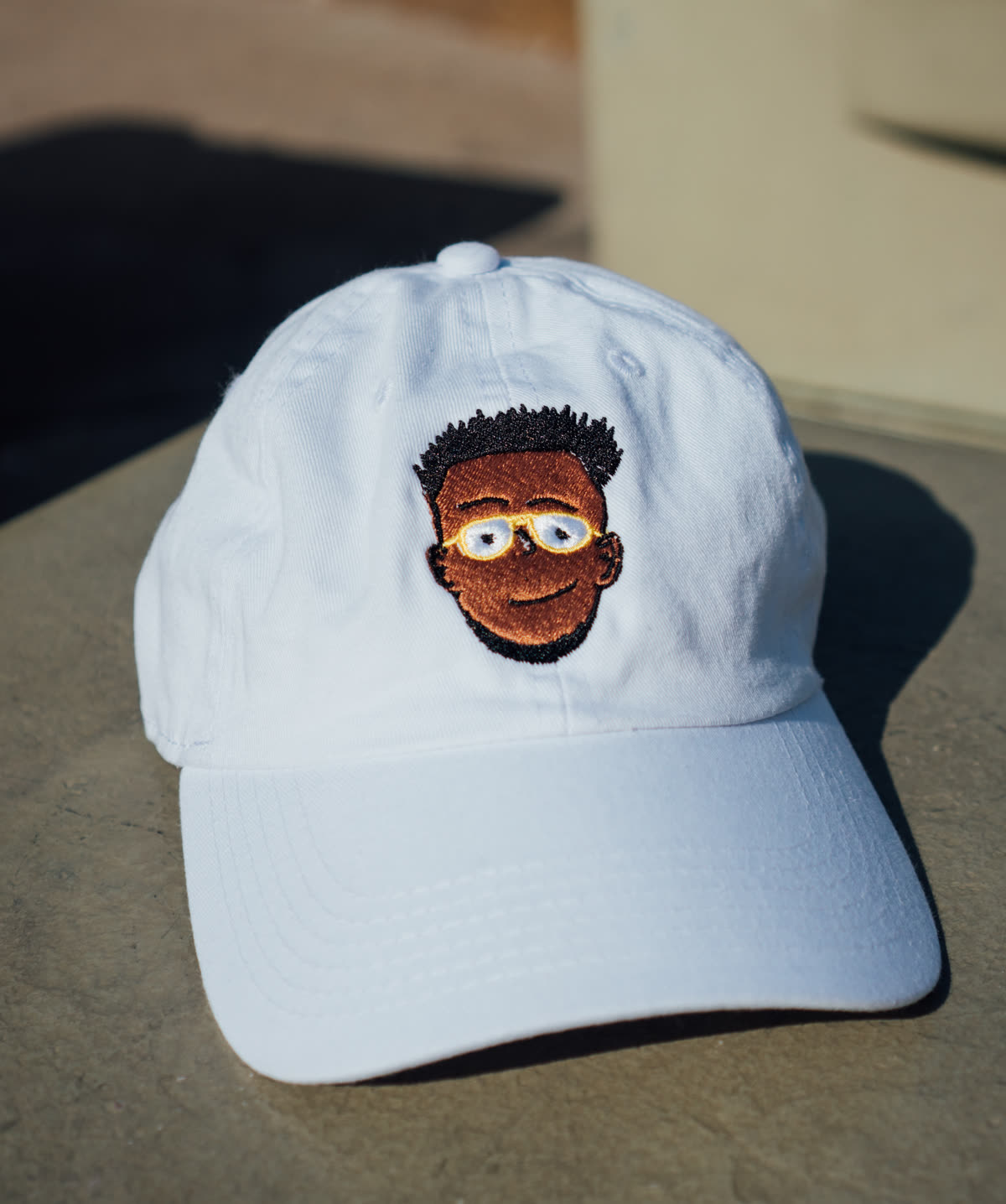 White Everybody Loves Creole embroidered hat
